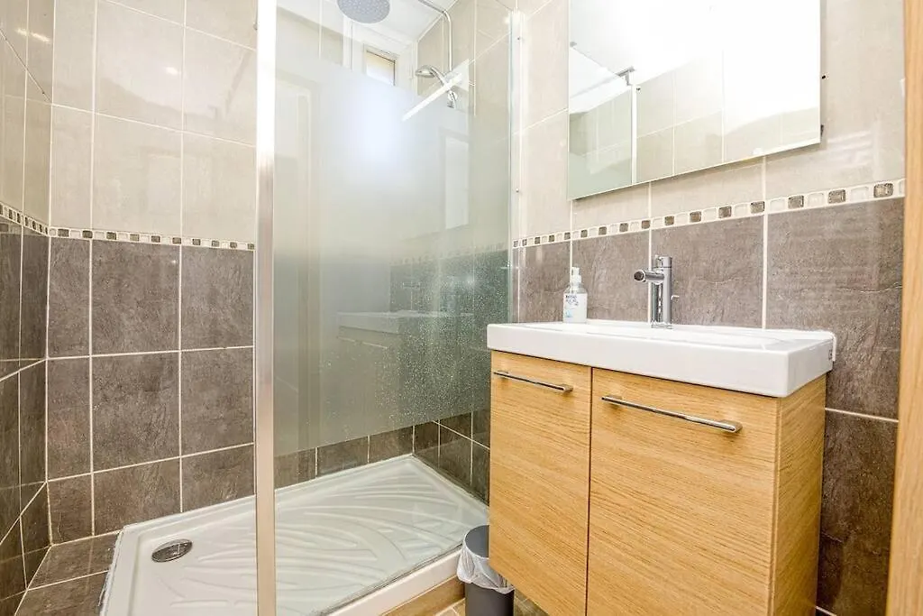 Cocon Chaleureux, 2 Chambres, Wifi Avec Fibre Grenoble Apartment